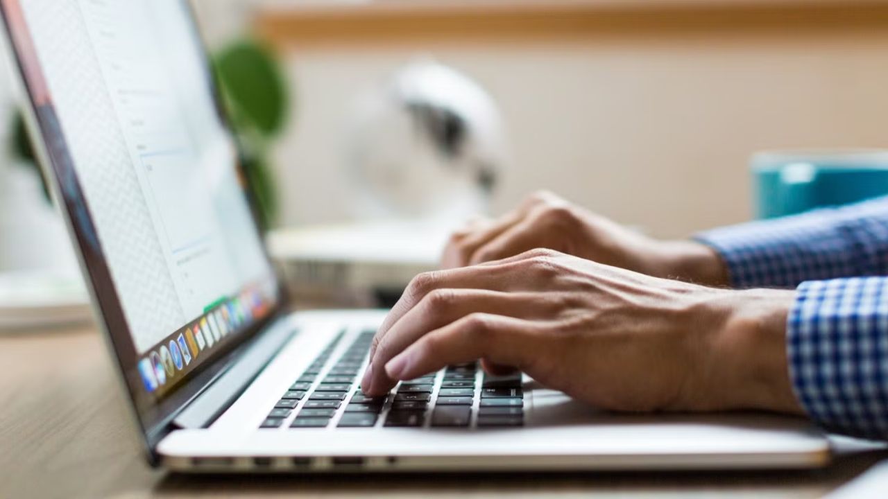 Mastering Paraphrasing: A Student’s Guide to Academic Success